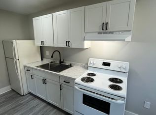 1610 Emerald Ave #B, Columbus, OH 43203