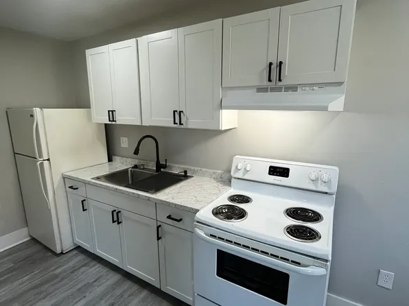 1610 Emerald Ave #B, Columbus, OH 43203