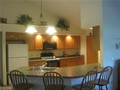 4th image of 7145 Harmony Glen Dr