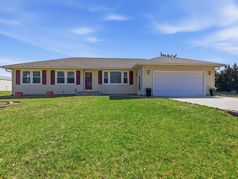 1st image of 6444 SE Paulen Rd