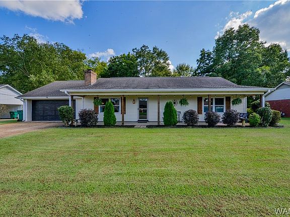 3rd image of 1323 Misty Ln