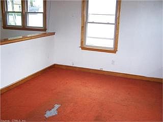 3rd image of 52 Fairbanks St