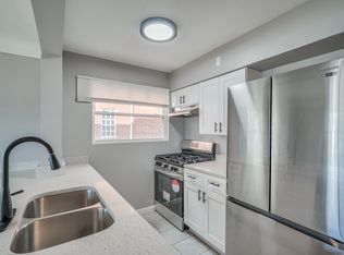 7810 Plainfield Rd #2, Cincinnati, OH 45236