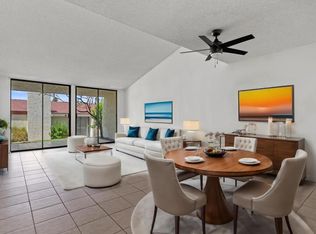 2071 S Caliente Dr, Palm Springs, CA 92264