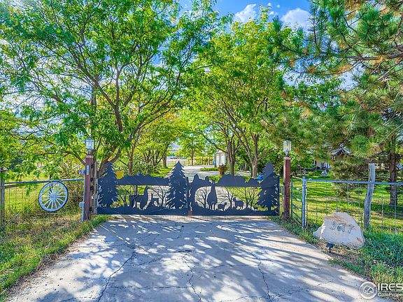 2nd image of 3617 Glade Rd