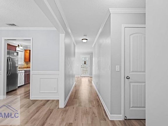 3rd image of 218 Guyett Ave