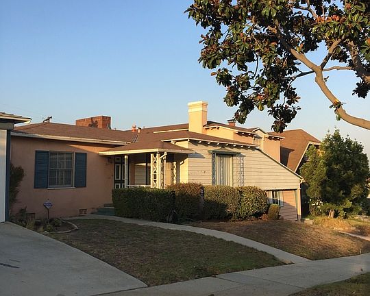 2nd image of 3519 Knoll Crest Ave