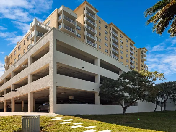 1625 Kennedy Cswy APT 1205G, North Bay Village, FL 33141