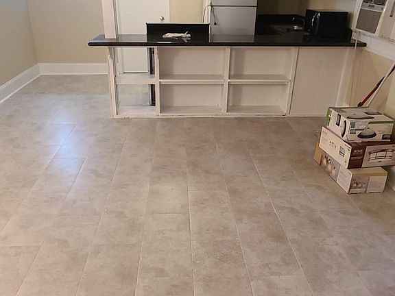 2nd image of 1034 Broadway St #1