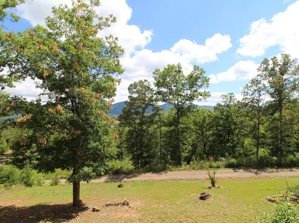 186 Navaho Rd, Blairsville, GA 30512