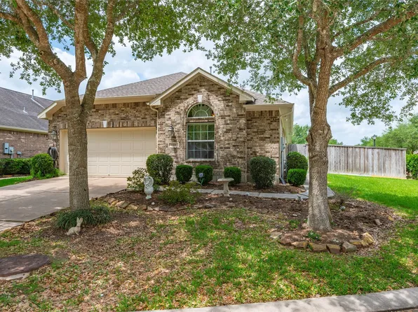 1201 N Riviera Cir, Pearland, TX 77581