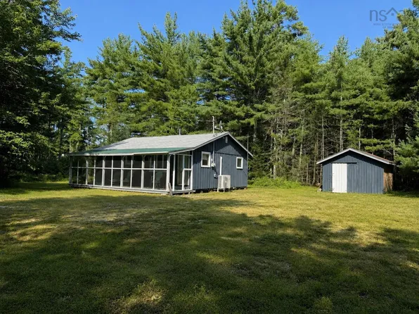 148 Brier Hill Rd, Upper Clyde River, NS B0T 1W0