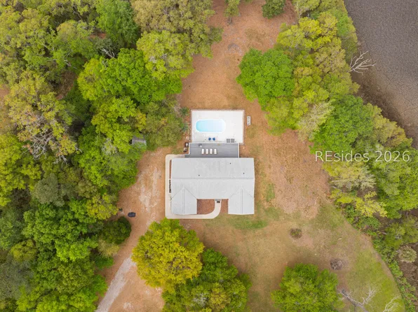 1638 Hampton Dr, Beaufort, SC 29906