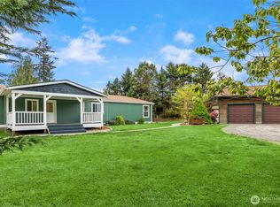 6009 NE Gunderson Road, Poulsbo, WA 98370