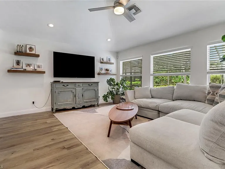 6984 Burnt Sienna Cir — Photo 7