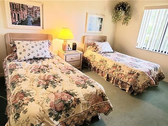 5th image of 9435 Sunset Harbor Ln APT 214