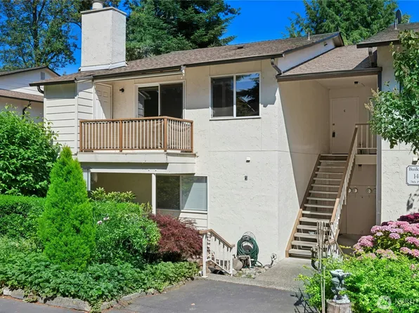 14136 74th Place NE #15C, Kirkland, WA 98034