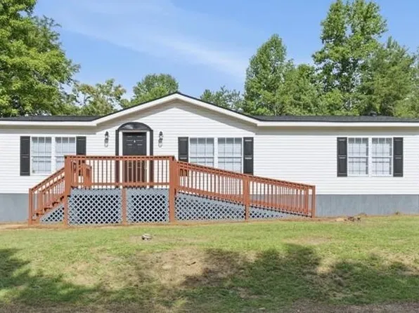 320 Durable Dr, Demorest, GA 30535
