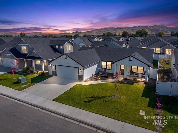 2nd image of 1118 Werle Way