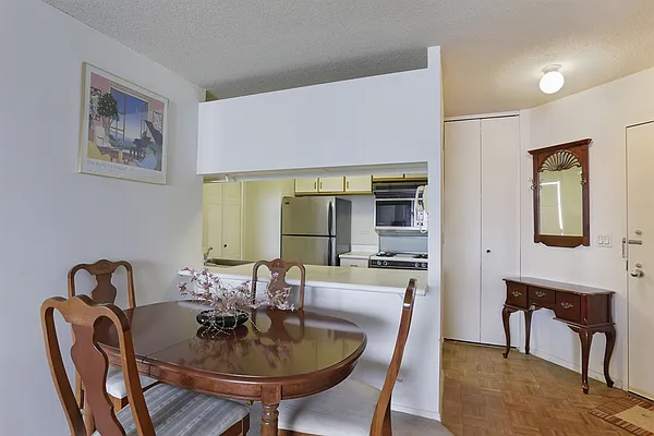 Sold by Corcoran | media 2