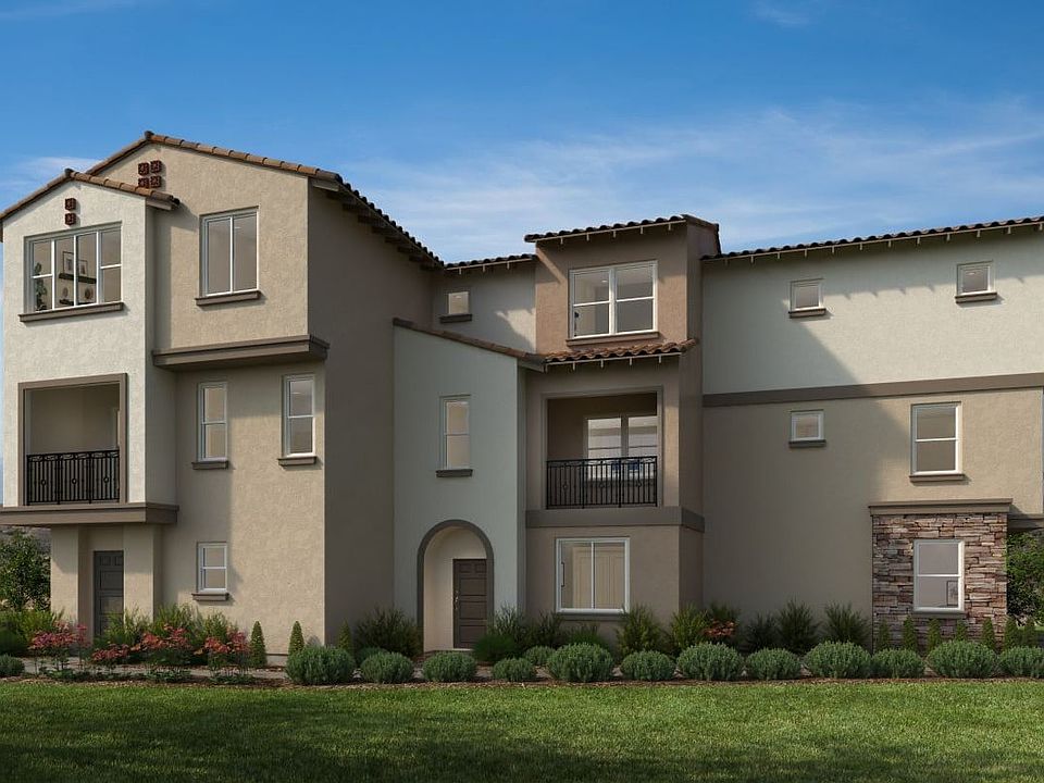 Exterior D