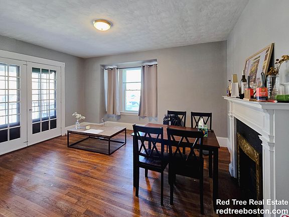 3rd image of 229 Chestnut Hill Ave #1