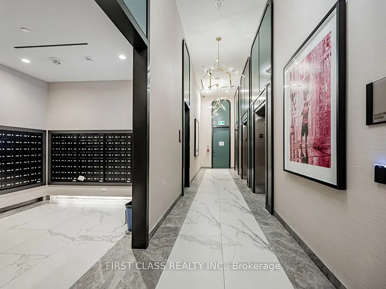 60 Shuter St #1710 — Photo 23