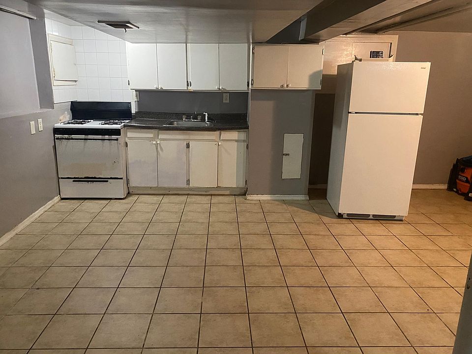 2nd image of 167 Campbell Ave Floor 1