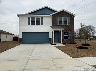 401 Jean St, Seguin, TX 78155