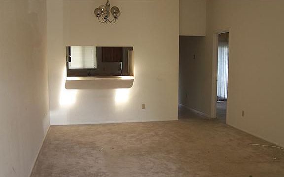 2nd image of 229 SW Sterret Cir
