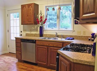 2559 Maplewood Ave, Ann Arbor, MI 48104