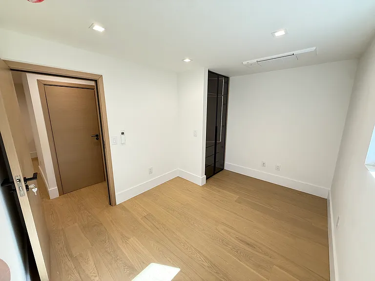 12816 Holiday Dr NE #A — Photo 8