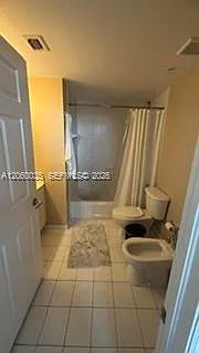 215 SW 42nd Ave #1007 — Photo 22