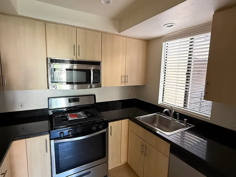 7826 Topanga Canyon Blvd #226 — Photo 6