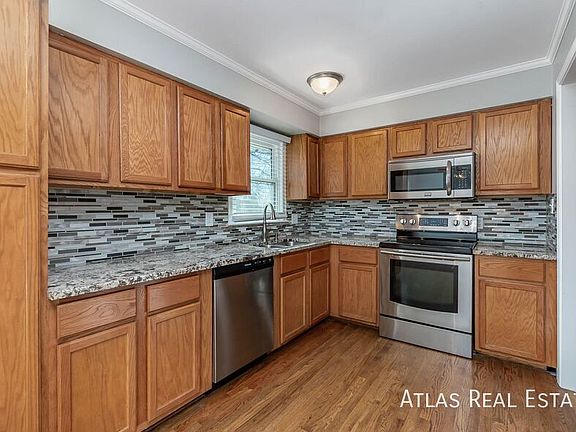 2nd image of 10801 W 95th Ter