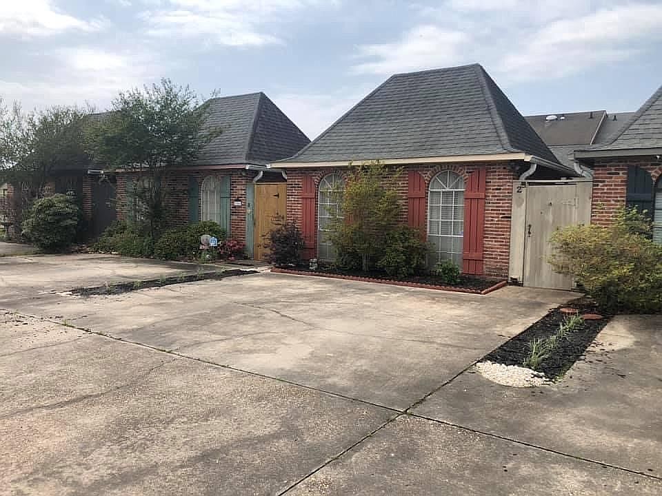 1st image of 23060B Jade Dr