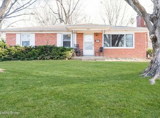 7805 Cedar Brook Dr, Louisville, KY 40219