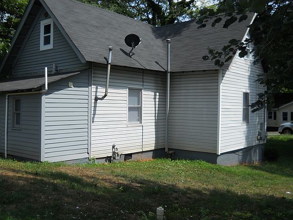 2nd image of 1020 W 4th Ave