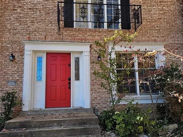 13410 Forestlac Dr, Saint Louis, MO 63141