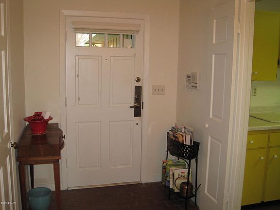 4th image of 744 Candlewood Cir
