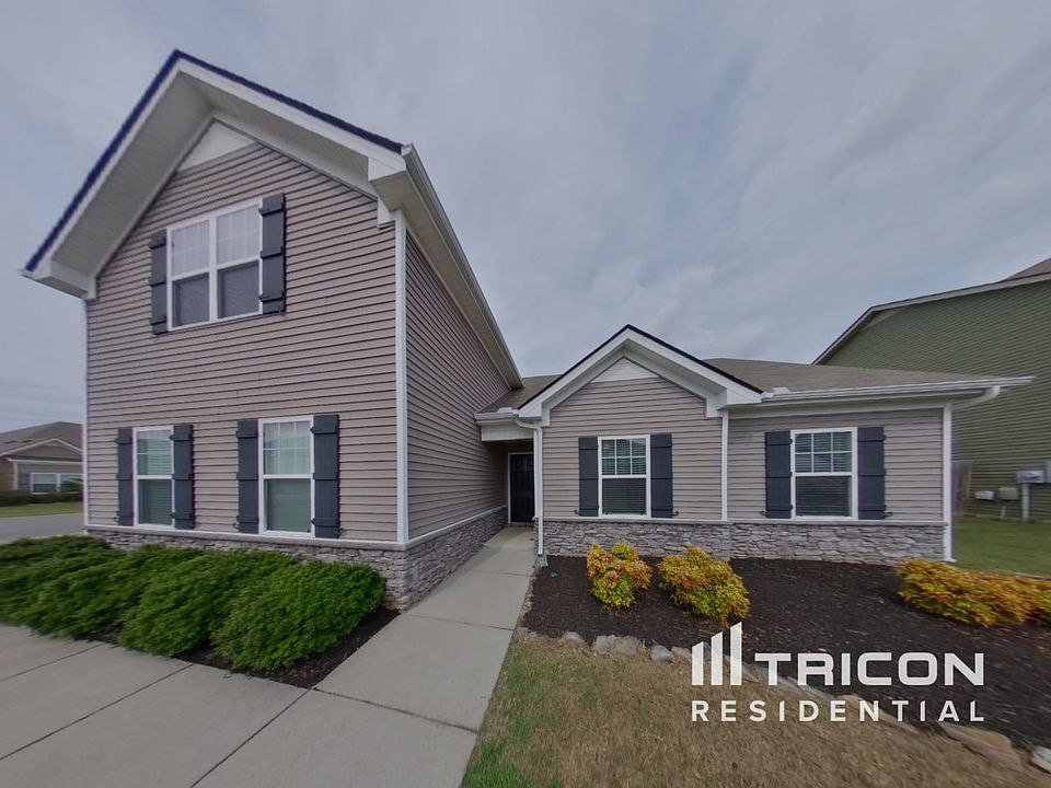 1st image of 3444 Tourmaline Dr