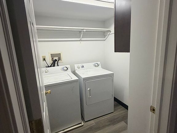 5th image of 730 Main St #732B