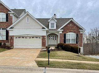 607 Bluffs View Ct, Eureka, MO 63025