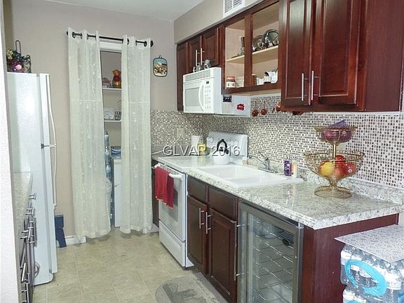 5th image of 2451 N Rainbow Blvd Unit 1132