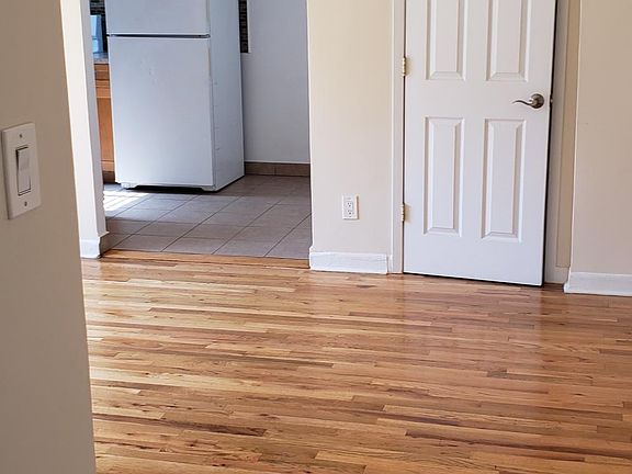 4th image of 142-03 84th Dr