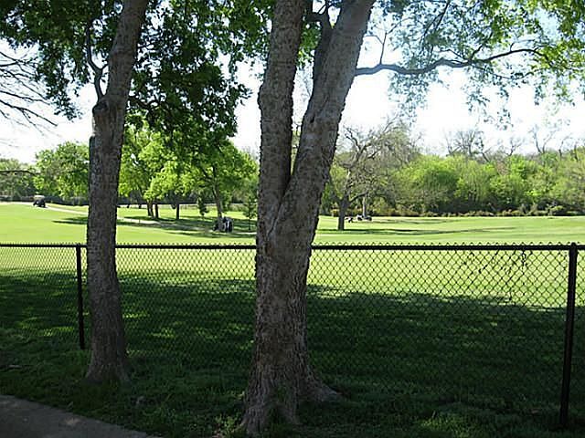 2nd image of 6854 La Vista Dr