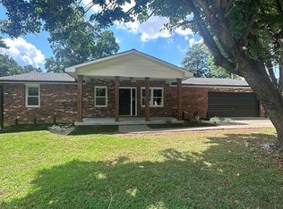 1821 Ash Dr, Madisonville, KY 42431
