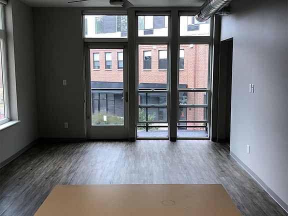 4th image of 250 State St #202