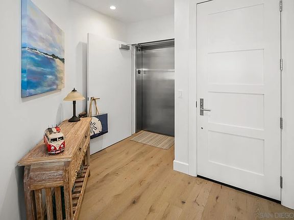 4th image of 434 Orange Ave #3A