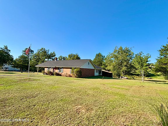 3rd image of 4776 Pine Grove Rd